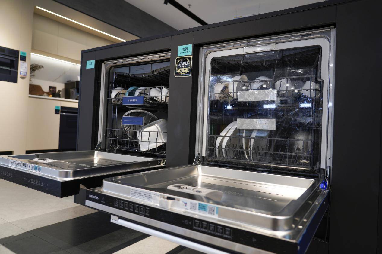 苏宁易购博西家电定制款洗碗机热销AG真人澳门百家家乐市占率第一！(图2)